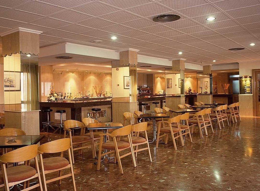 Hotel Caballo De Oro Бенидорм Экстерьер фото